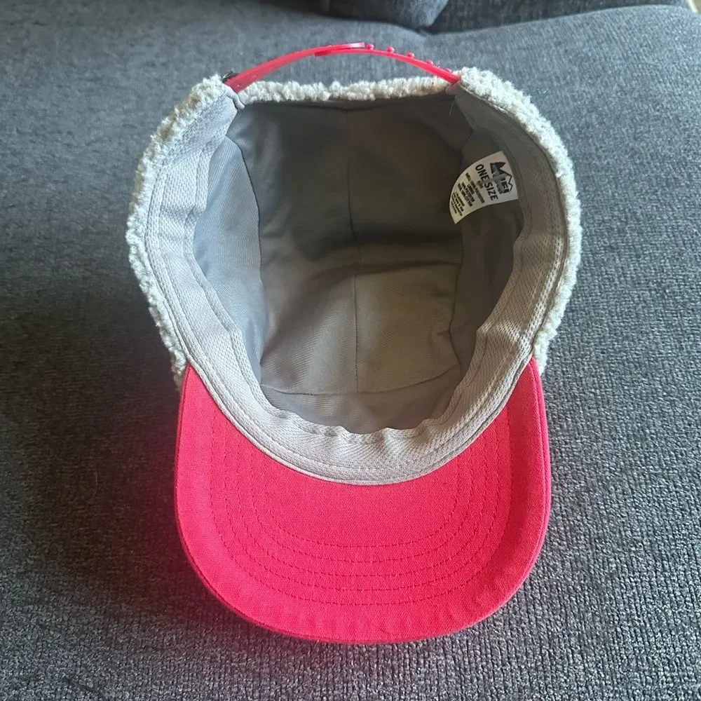 REI stylish cap